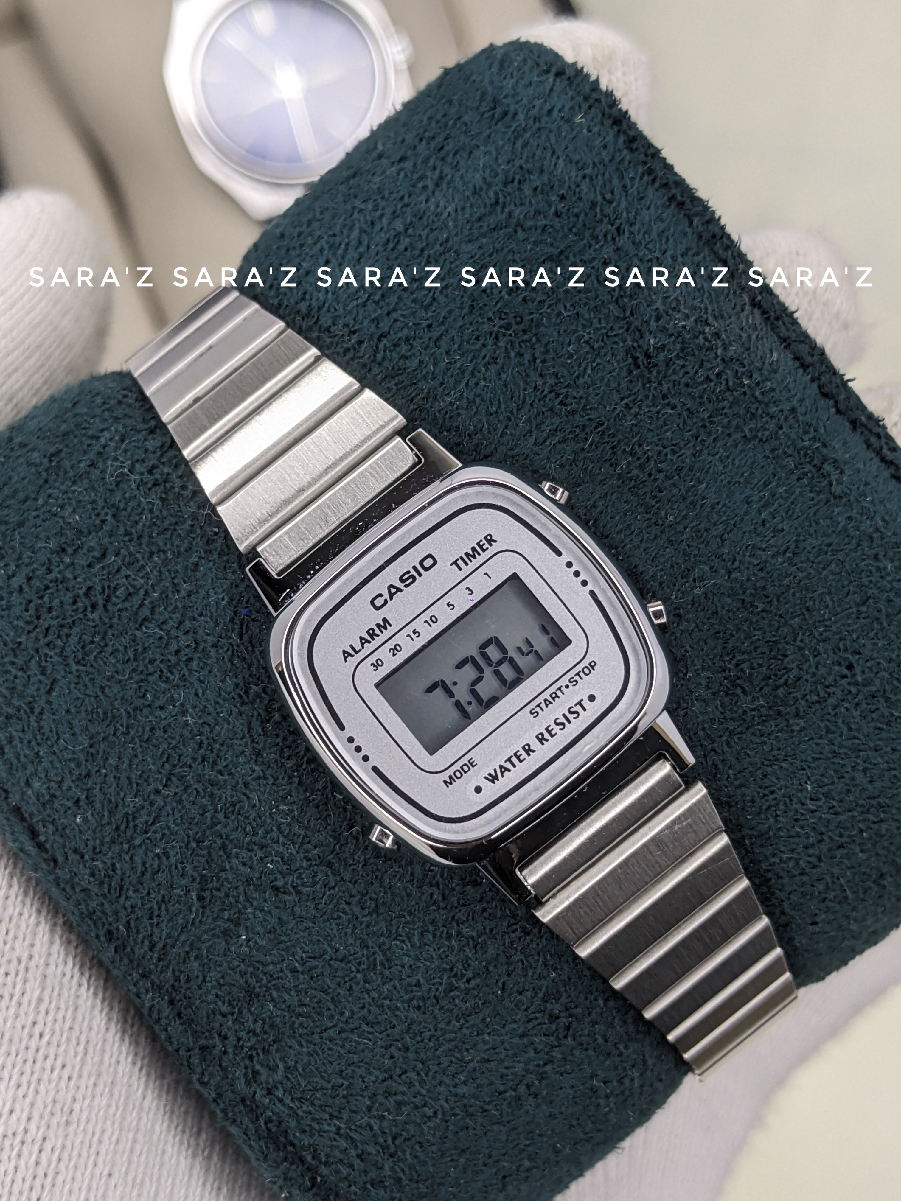 CASIO LA670WA-1DF